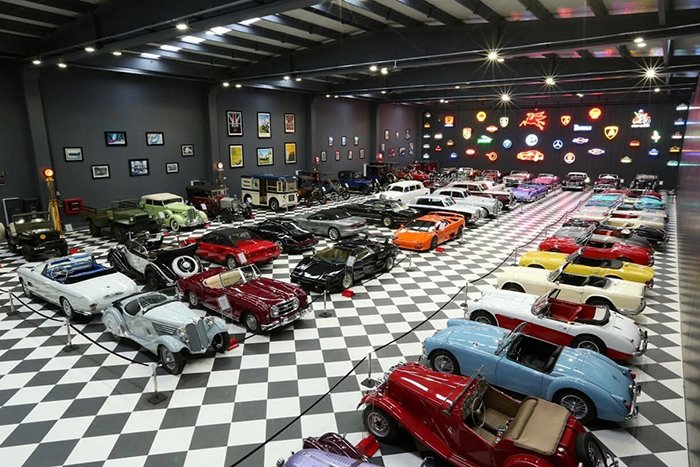 Le Key museum d’Izmir: Musée de l’automobile