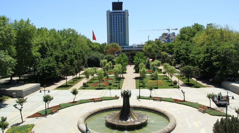 Taksim Gezi Park Istanbul: Histoire d’un parc unique !